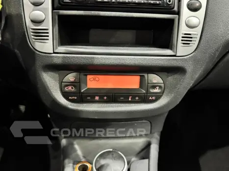 C3 - 1.4 I EXCLUSIVE 8V 4P MANUAL