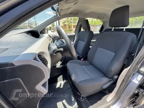 ETIOS 1.5 X Sedan 16V