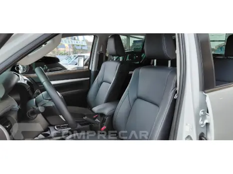 HILUX 2.8 D-4D TURBO DIESEL CD SRX 4X4 AUTOMÁTICO