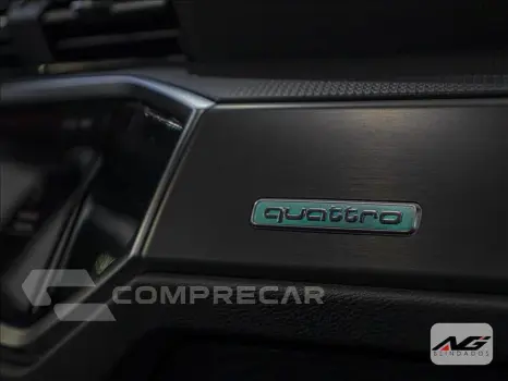 Q3 2.0 40 TFSI Performance Black Quattro