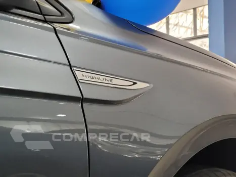 VIRTUS Highline 200 TSI 1.0 Flex 12V Aut