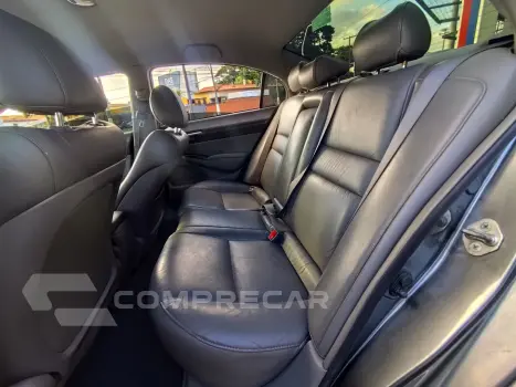 CIVIC 1.8 LXS 16V FLEX 4P AUTOMÁTICO
