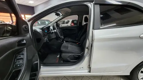 Ka+ Sedan 1.0 SE/SE PLUS TiVCT Flex 4p