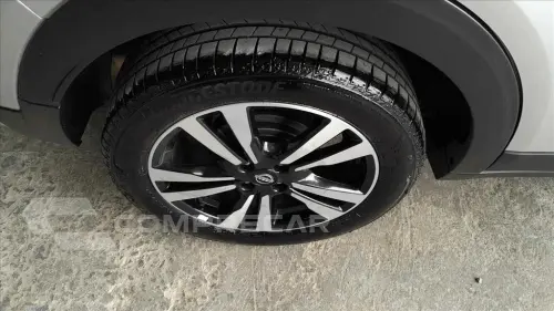 KICKS PLAY 1.6 16V FLEXSTART SENSE XTRONIC