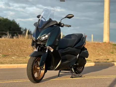 Yamaha XMAX 250