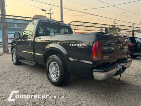 F-250 3.9 XLT 4X2 CS