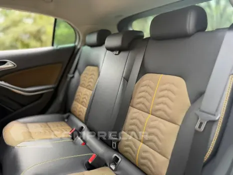 GLA 200 Style 1.6 TB 16V/Flex Aut.
