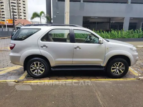 Hilux SW4 SR 4x2 2.7/2.7 Flex 16V Mec.
