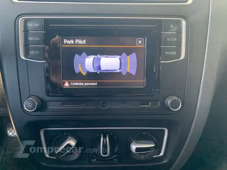 Fox RUN 1.6 Flex 8V 5p