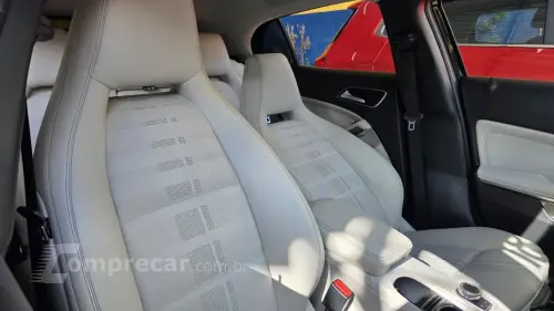 GLA 200 Advance 1.6/1.6 TB 16V Flex Aut.