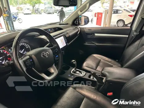 HILUX 2.8 D-4D TURBO DIESEL CD SRX 4X4 AUTOMÁTICO