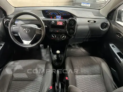 Etios Sedan 1.5 16V 4P FLEX PLATINUM
