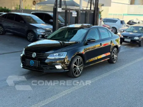 Volkswagen JETTA Comfortline 2.0 T.Flex 8V 4p Tipt. 4 portas