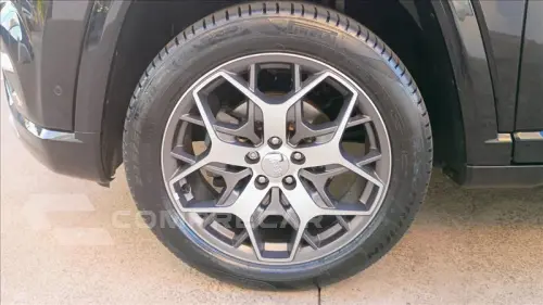 COMMANDER 1.3 T270 Turbo Overland