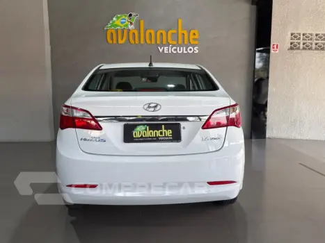 HB20S 1.6 COMFORT PLUS 16V FLEX 4P MANUAL