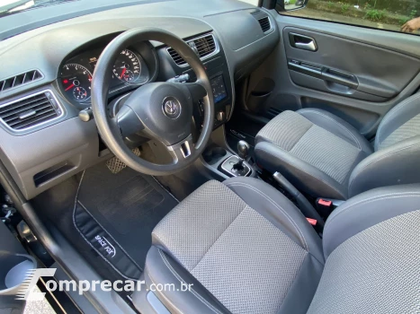 Volkswagen SPACEFOX 1.6 MI Sportline I-motion 8V 4 portas