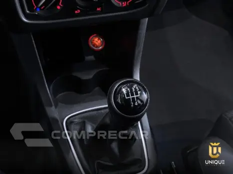 FOX - 1.6 MSI COMFORTLINE 8V 4P MANUAL