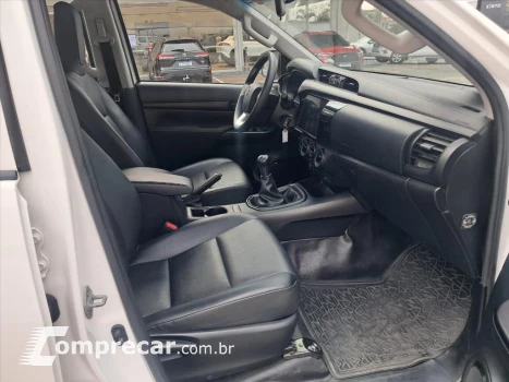 HILUX 2.8 D-4D TURBO DIESEL CD POWER PACK 4X4 MAN