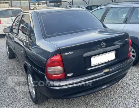 Corsa Sedan 1.0 4P WIND