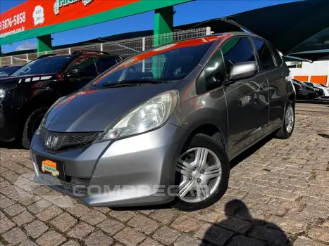 Honda FIT 1.4 DX 16V 4 portas