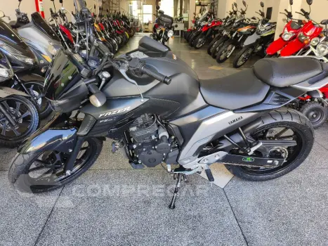 Yamaha FZ25 250 FAZER FLEX