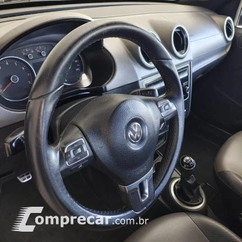 SAVEIRO 1.6 Cross CD 16V