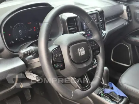 TORO - 2.0 16V TURBO ULTRA 4WD AT9