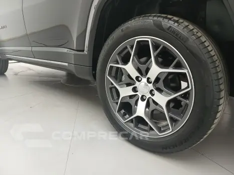 COMMANDER 2.0 TD380 TURBO DIESEL OVERLAND AT9