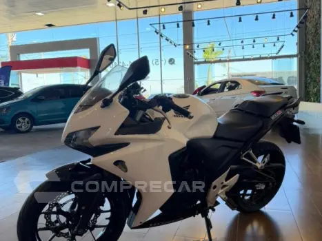 HONDA CBR 500R - Esportiva