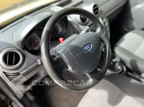 FIESTA 1.6 Rocam Sedan 8V