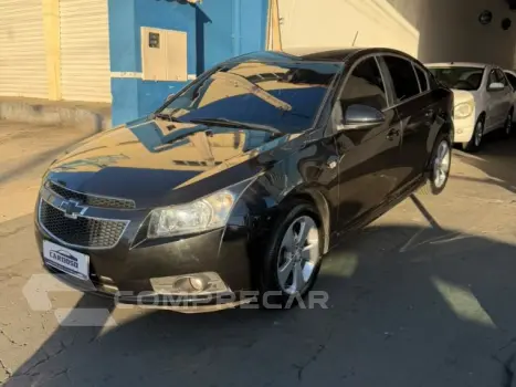 CRUZE SEDAN - 1.8 LT 16V 4P AUTOMÁTICO