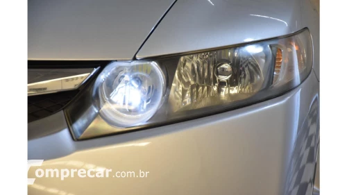 CIVIC - 1.8 LXS 16V 4P MANUAL