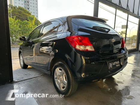 ONIX HATCH LT 1.0 8V FlexPower 5p Mec.