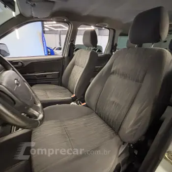 EcoSport XLT 2.0/ 2.0 Flex 16V 5p Mec.