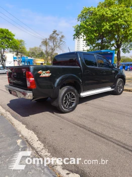 Hilux Caminhonete 3.0 4P 4X4 SRV TURBO DIESEL CABINE DUPLA A