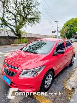 CHEVROLET ONIX 1.0 LT 4 portas