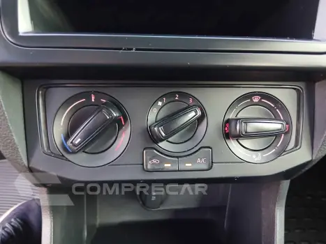 VOYAGE 1.6 C 8V