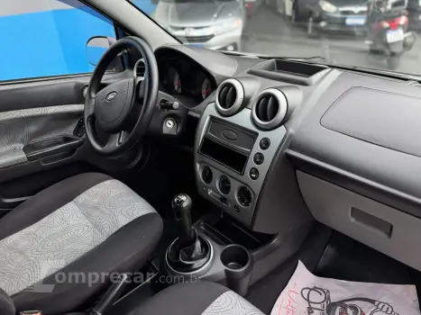 FIESTA 1.6 Rocam Sedan 8V