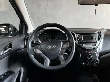 HB20S 1.6 COMFORT PLUS 16V FLEX 4P AUTOMÁTICO