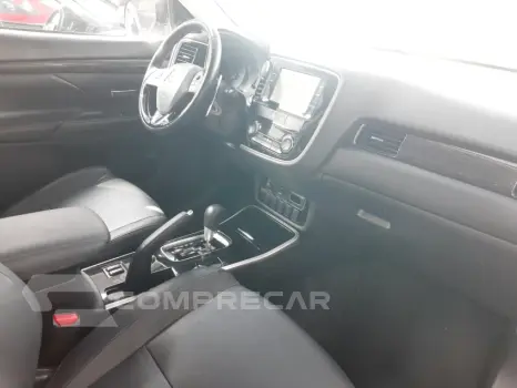 OUTLANDER 2.0 Comfort 16V