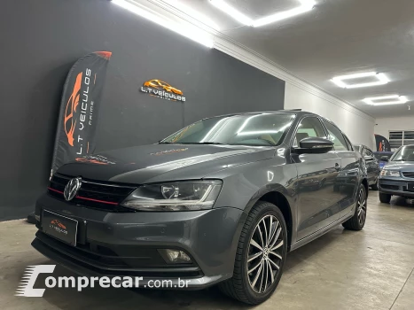 Volkswagen JETTA 2.0 TSI Highline 211cv 4 portas