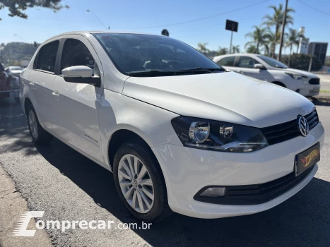 Volkswagen VOYAGE 1.6 MI Comfortline 8V 4 portas