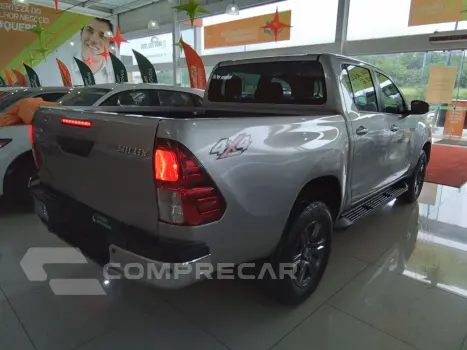 HILUX 2.8 D-4D TURBO DIESEL CD SR 4X4 AUTOMÁTICO
