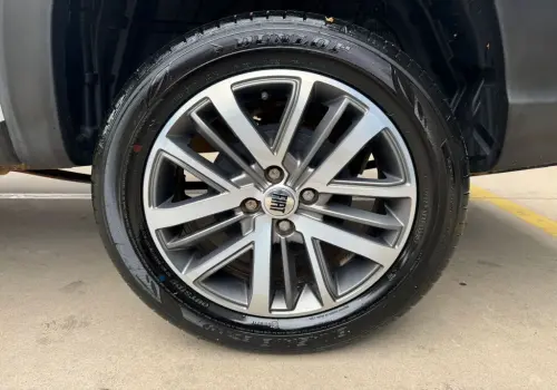 Strada Volcano 1.3 Flex 8V CD