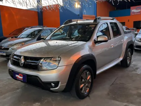 Renault DUSTER OROCH - 2.0 16V DYNAMIQUE 4P AUTOMÁTICO 4 portas