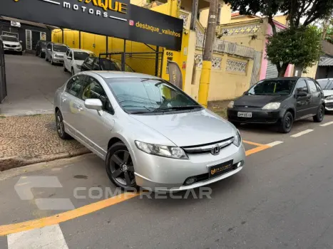 Honda Civic Sedan LXS 1.8/1.8 Flex 16V Aut. 4p 4 portas