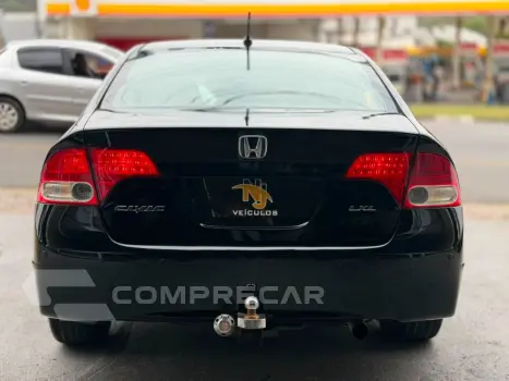Civic Sedan LXS 1.8/1.8 Flex 16V Aut. 4p