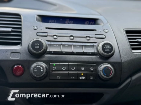 CIVIC - 1.8 LXS 16V 4P AUTOMÁTICO