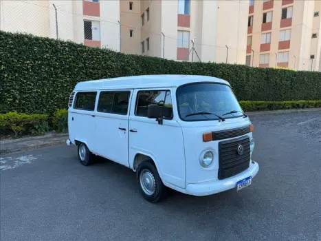 Volkswagen KOMBI 1.4 MI STD 8V 3 portas