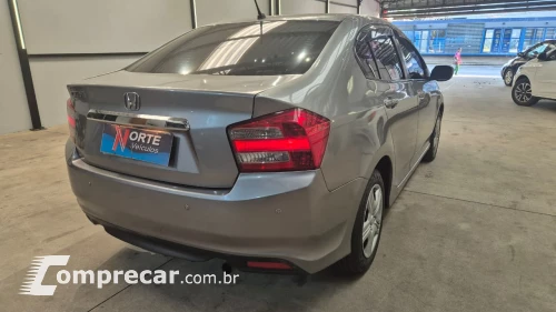 CITY 1.5 DX Sedan 16V